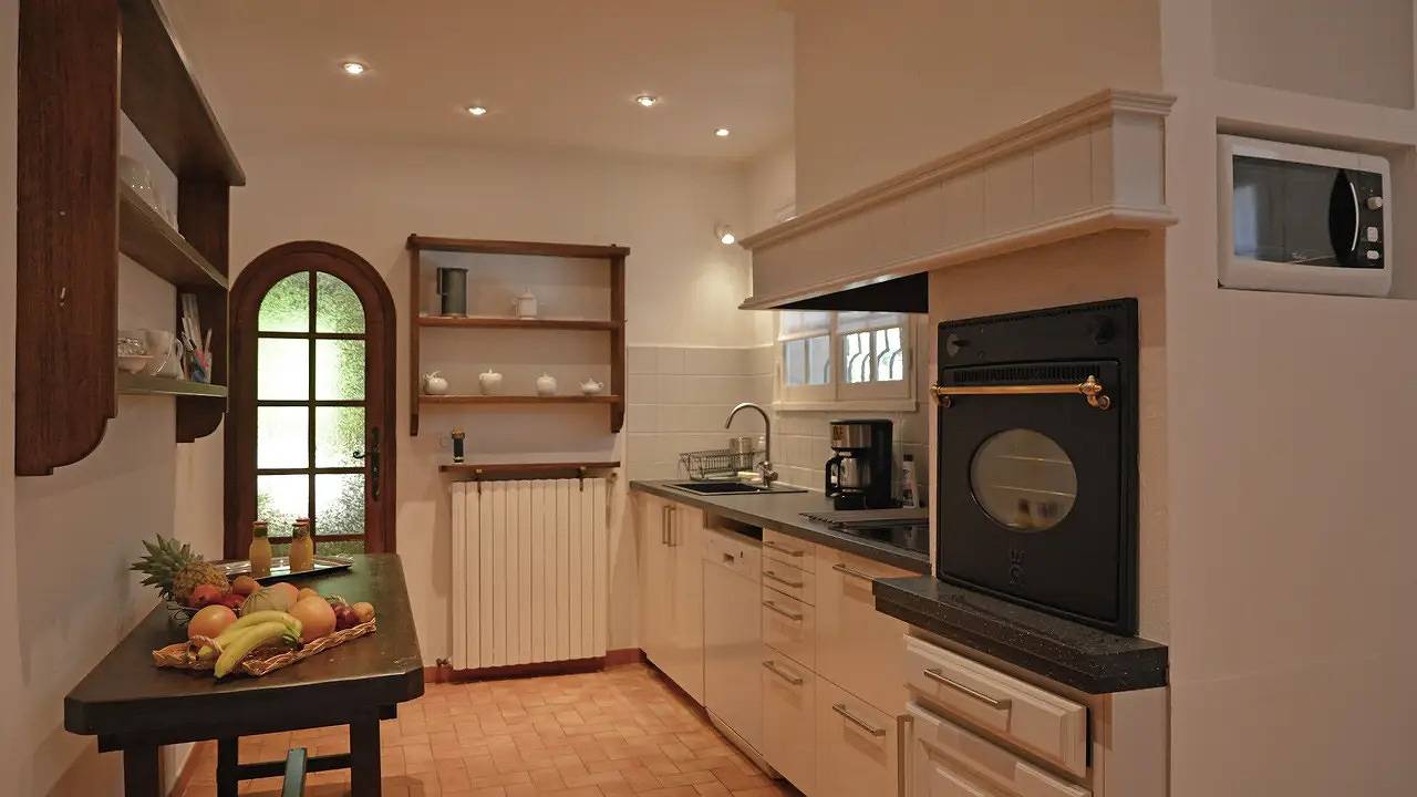 Villa für 6 Personen (150 m²) in Beaucaire in Beaucaire, Nimes und Umgebung