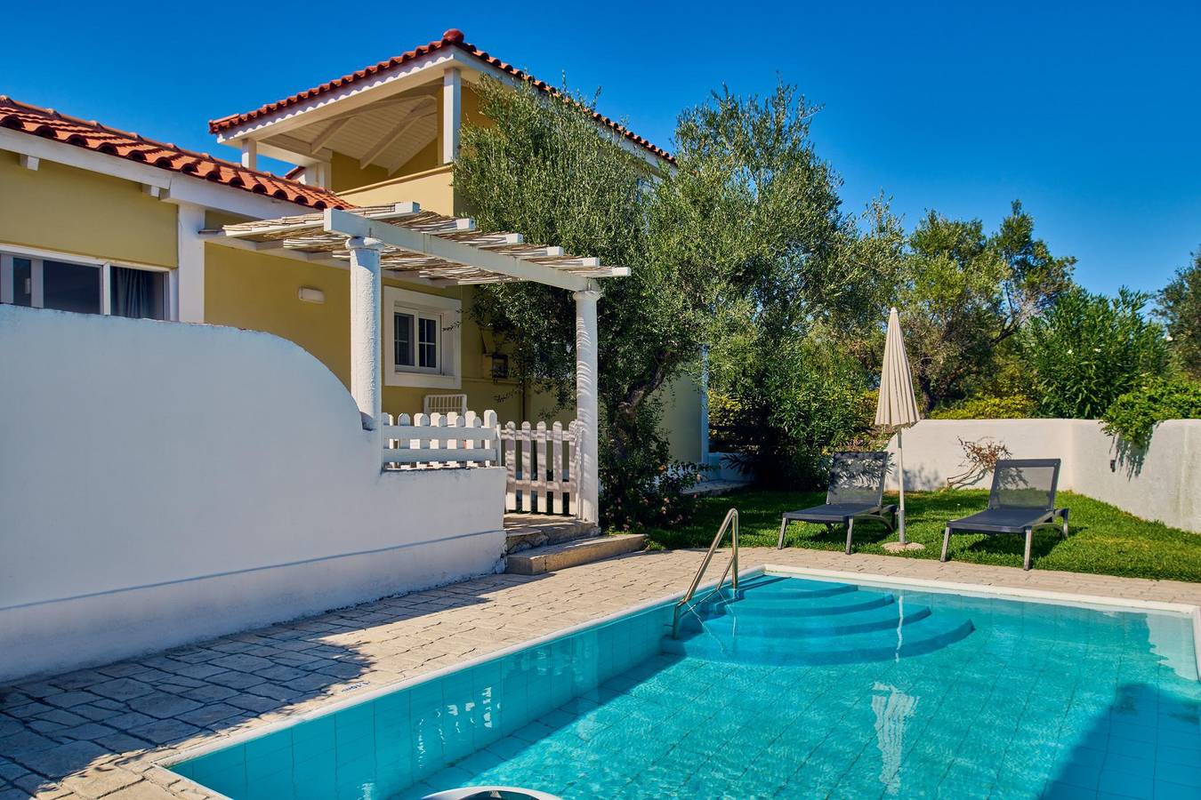 Villa für 4 Personen mit Garten in Vasilikos, Zakynthos
