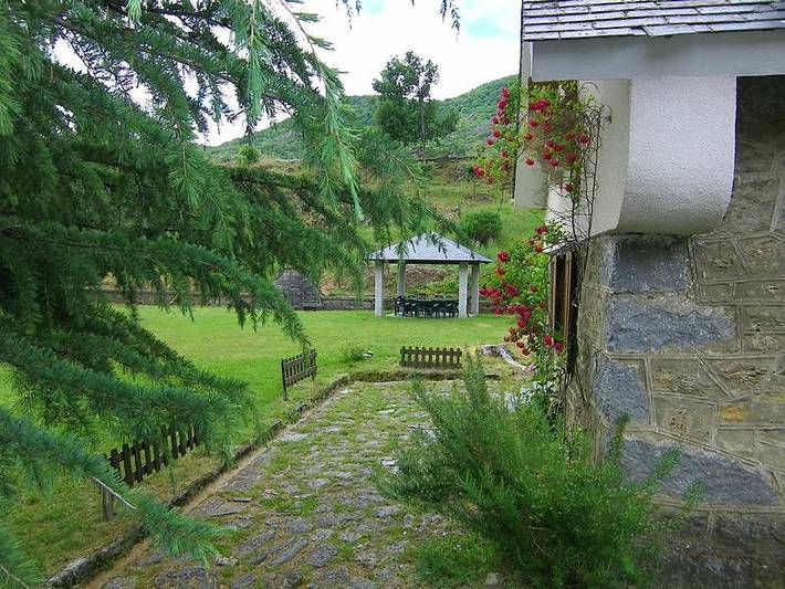 Casa de vacaciones para 12 personas, con jardín y vistas en Lago de Sanabria - 2