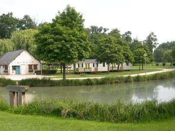 Camping für 4 Personen, mit Kinderpool im Loire-Tal