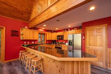 Vacation House for 14 Guests in Deep Creek Lake, Garrett County, Picture 3