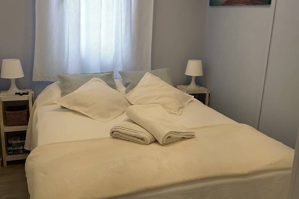 Faro, Algarve, Praia de Faro, Beach House Literaly on the dunes in Ilha de Faro, Faro