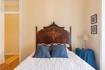 Vacation Rental for 5 Guests in Arroios, Lisbon District, Picture 2