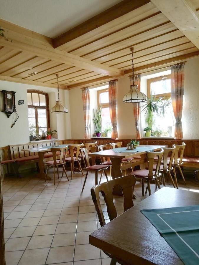 Hotel für 2 Personen, mit Terrasse und Garten sowie Ausblick an der Bleilochtalsperre