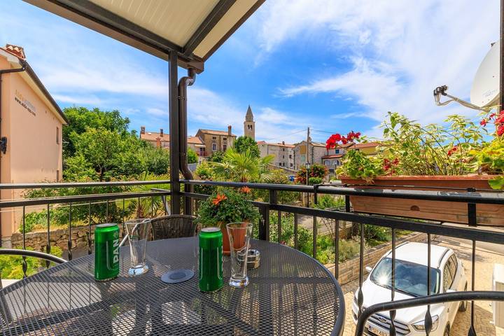 Ferienwohnung für 4 Personen, mit Balkon/Terrasse in Funtana