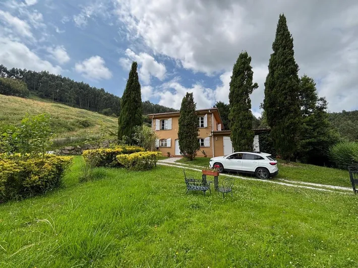 Chalet para 4 personas, con vistas y jardín - 1