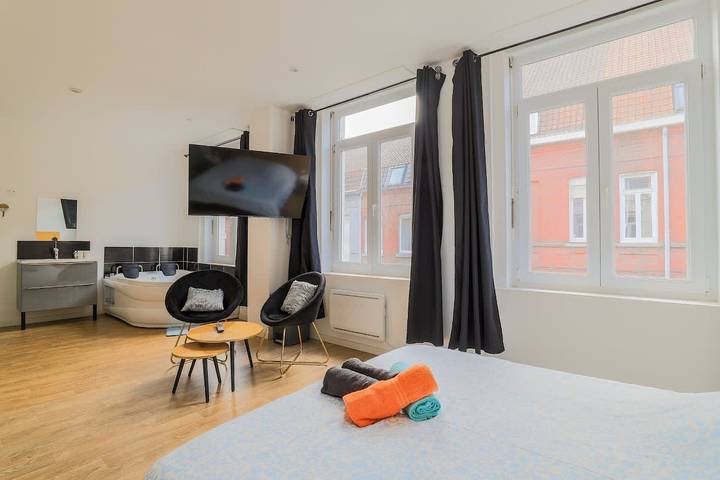 Gîte pour 2 personnes, avec jacuzzi à Tourcoing