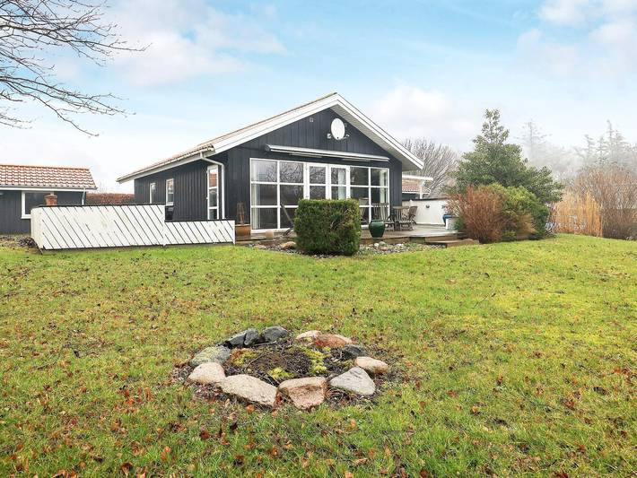 Ferienhaus für 8 Personen, mit Terrasse und Garten auf Seeland - 2