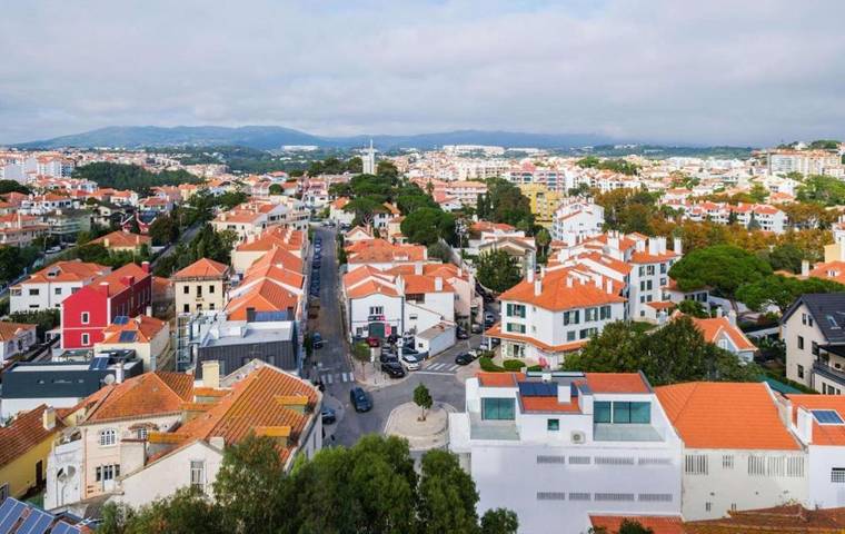 Casa rural para 5 personas, con balcón y vistas en Estoril - 2