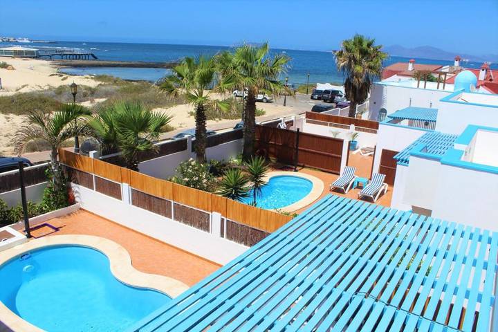 Casa rural para 4 personas, con piscina además de jardín y vistas en Corralejo - 2