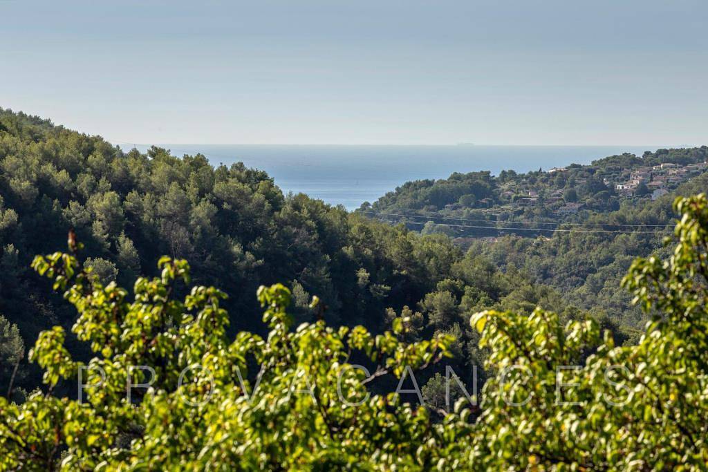 Apartamento vacacional entero, Holiday apartment with pool within walking distance to St-Jeannet in Saint-Jeannet, Region de Cannes