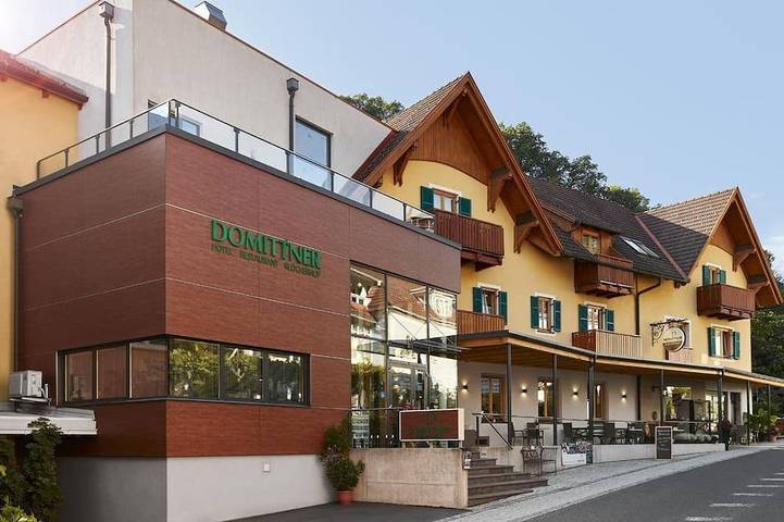Ferienhaus für 3 Personen, mit Pool und Balkon sowie Garten und Sauna - 1