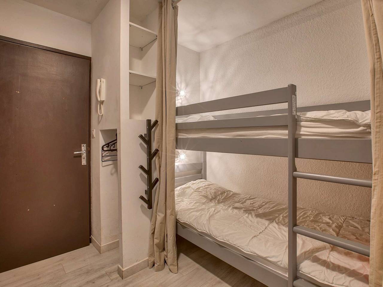 Ganze Wohnung, Renovierte Wohnung für 6 Pers. mit Südbalkon und Pistenblick in Gourette in Gourette, Eaux-Bonnes