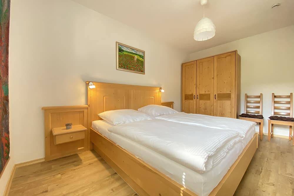 Ganze Wohnung, Chiemsee, Berge & Seen erleben -Apartment bis 4 Personen, 2 Schlafzimmer, Balkon in Marquartstein, Bayerische Alpen