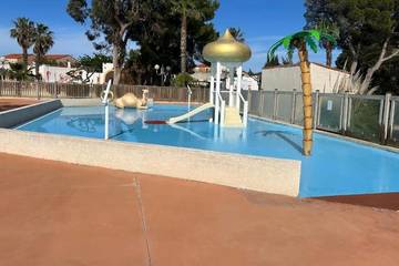 Camping pour 4 Personnes dans Torreilles, Région de Perpignan, Photo 2