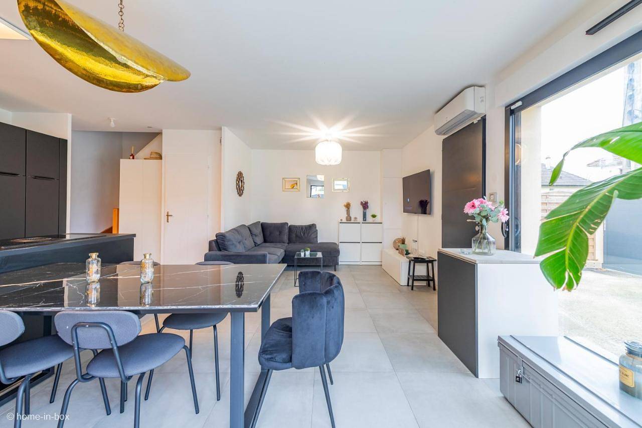 Maison Design 2 Ch proche Cdg, Paris in Tremblay-en-France, Seine-Saint-Denis