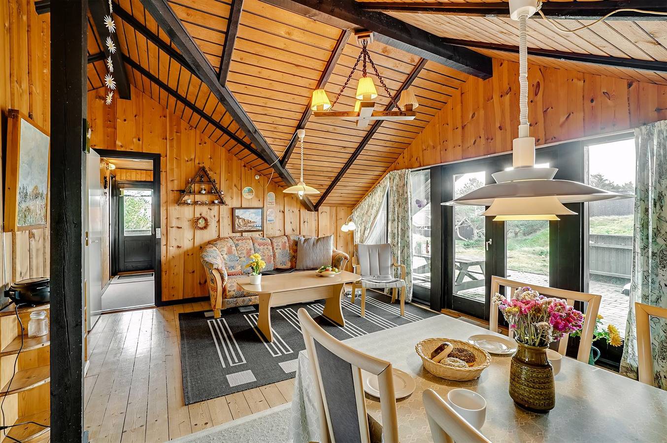 Nice home in Fanø w/ 2 Bedrooms and Wifi in Rindby, Fanø