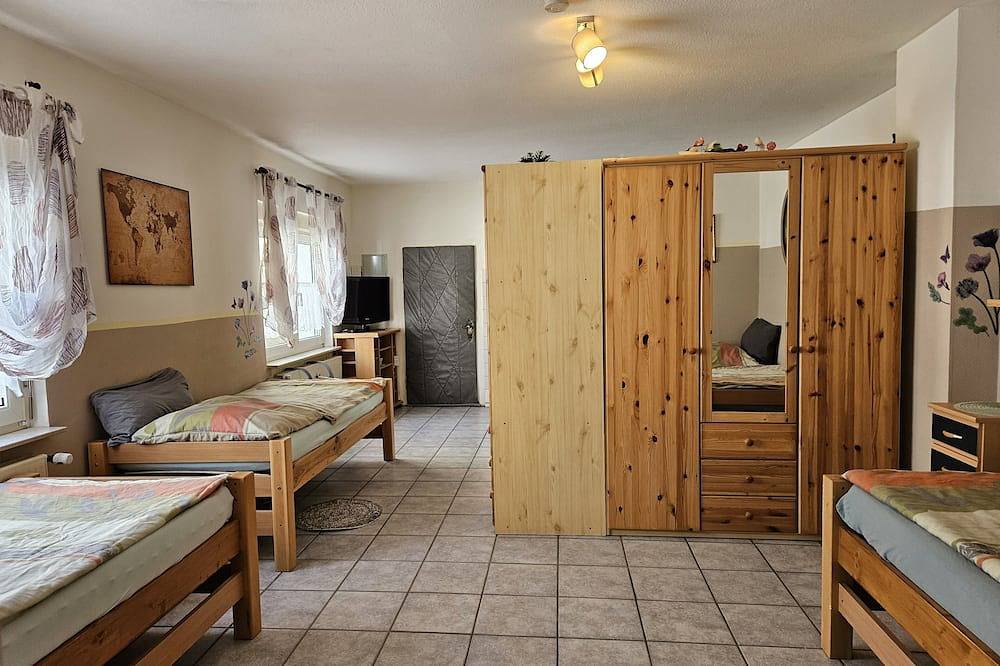Ganze Wohnung, Ferienwohnung/App. für 3 Gäste mit 35m² in Ober-Mörlen (164903) in Ober-Mörlen, Wetterau