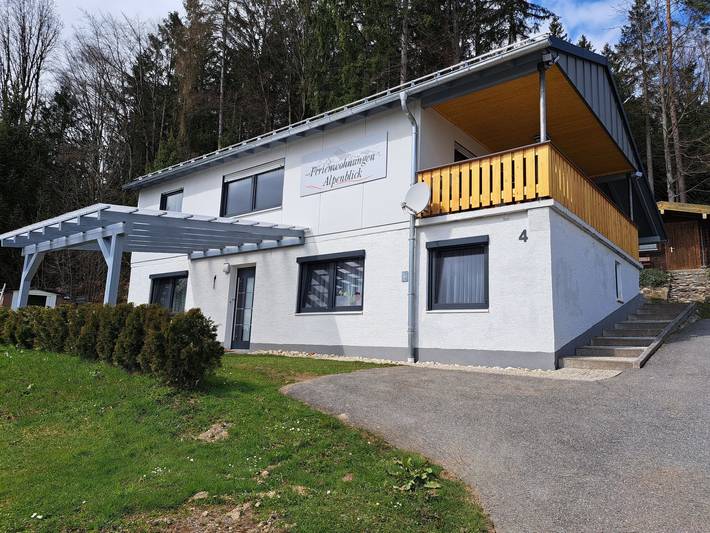 Ferienwohnung für 4 Personen, mit Balkon und Terrasse