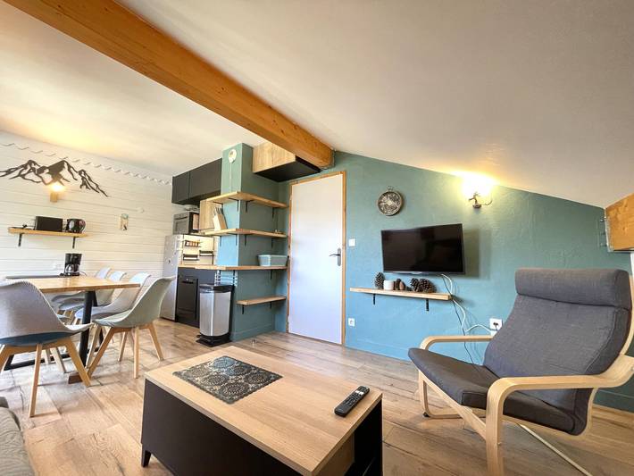 Appartement entier, Appartement avec wifi, vue montagne - 7 pers. in Valfréjus, Modane