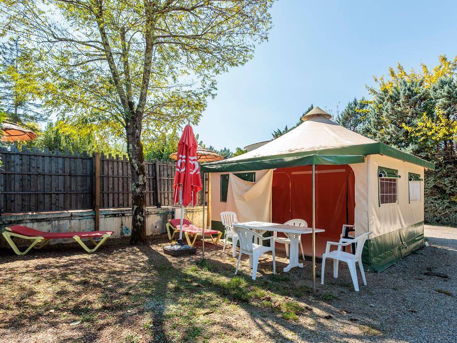 Flower Camping Les Paillotes en Ardeche - Tente 5 personnes - Bengali Toilé 25m² Standard (2ch - 5pers.) (sans sanitaires) in Ruoms, Ardèche