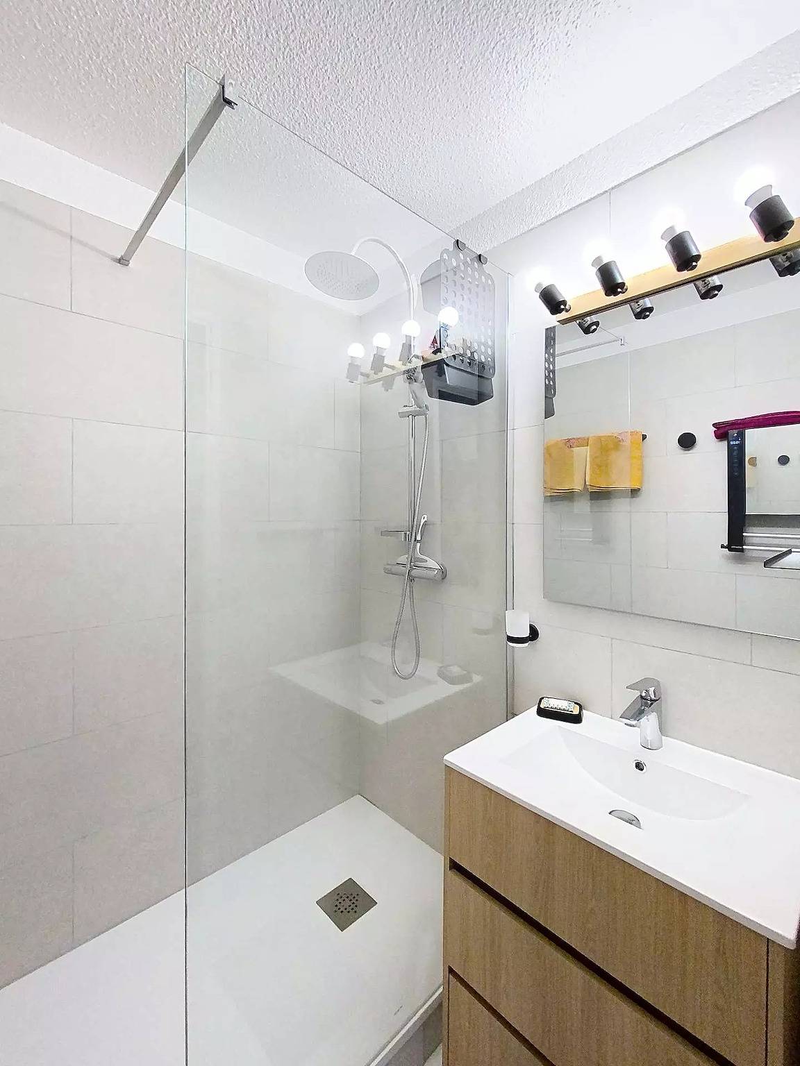 Entire apartment, Near ocean apartment 4 people, residence with swimming pool, Lacanau Ocean in Lacanau Ocean, Lacanau