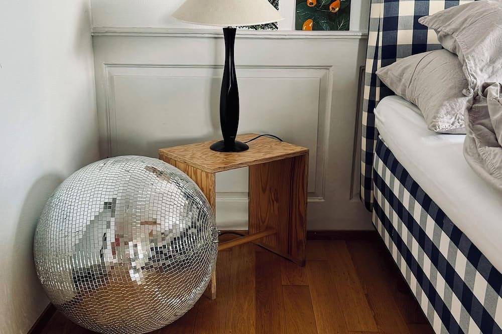Ganze Wohnung, Welcoming condo with Wifi in marvelous old town zurich, prime location in Zürich, Bezirk Zürich
