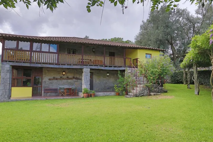 Casa rural para 2 personas, con jardín y piscina - 1