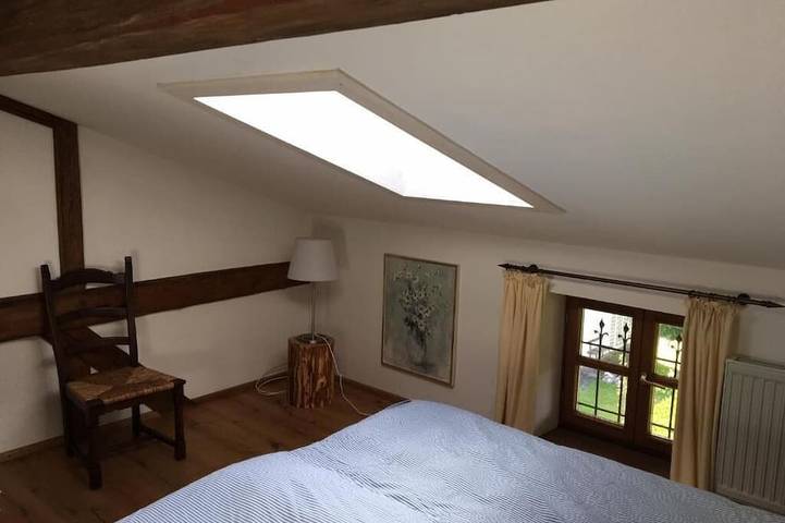 Appartement entier, Living in a historic ambience right next to the Weißachauen nature reserve in Kreuth, Spitzingsee