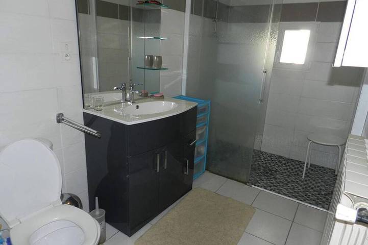 Location de vacances pour 6 personnes, avec balcon/terrasse et terrasse, animaux acceptés à Veyreau - 4