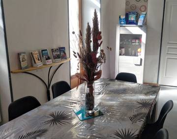 Appartement De Vacances pour 6 Personnes dans Millau, Parc naturel régional des Grands Causses, Photo 1