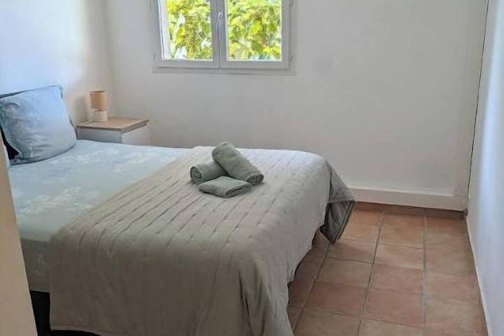Appartement entier, ☀️ Villa spacieuse avec piscine, parking et énergie solaire in Biot, Côte méditerranéenne (France)