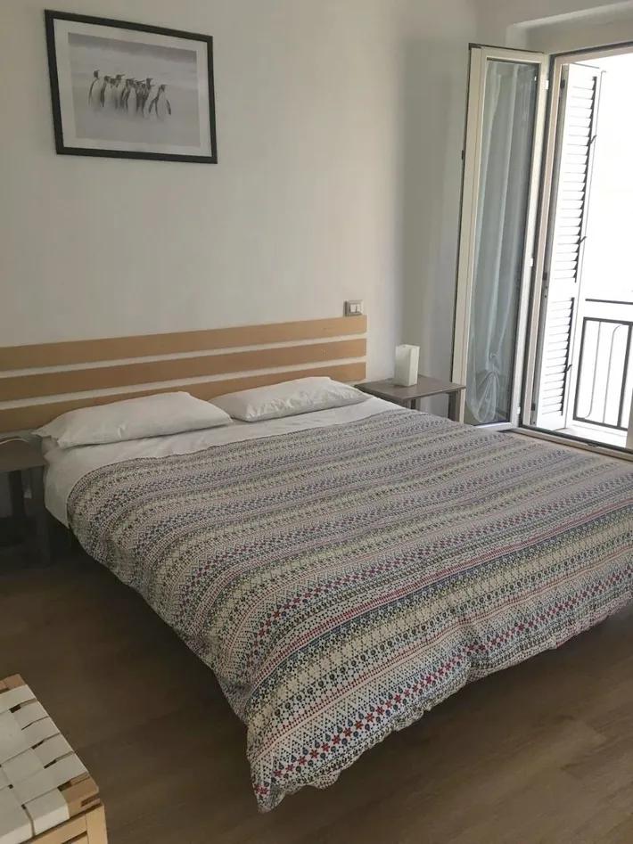 Chambre d’hôte pour 3 personnes, avec vue et balcon - 1