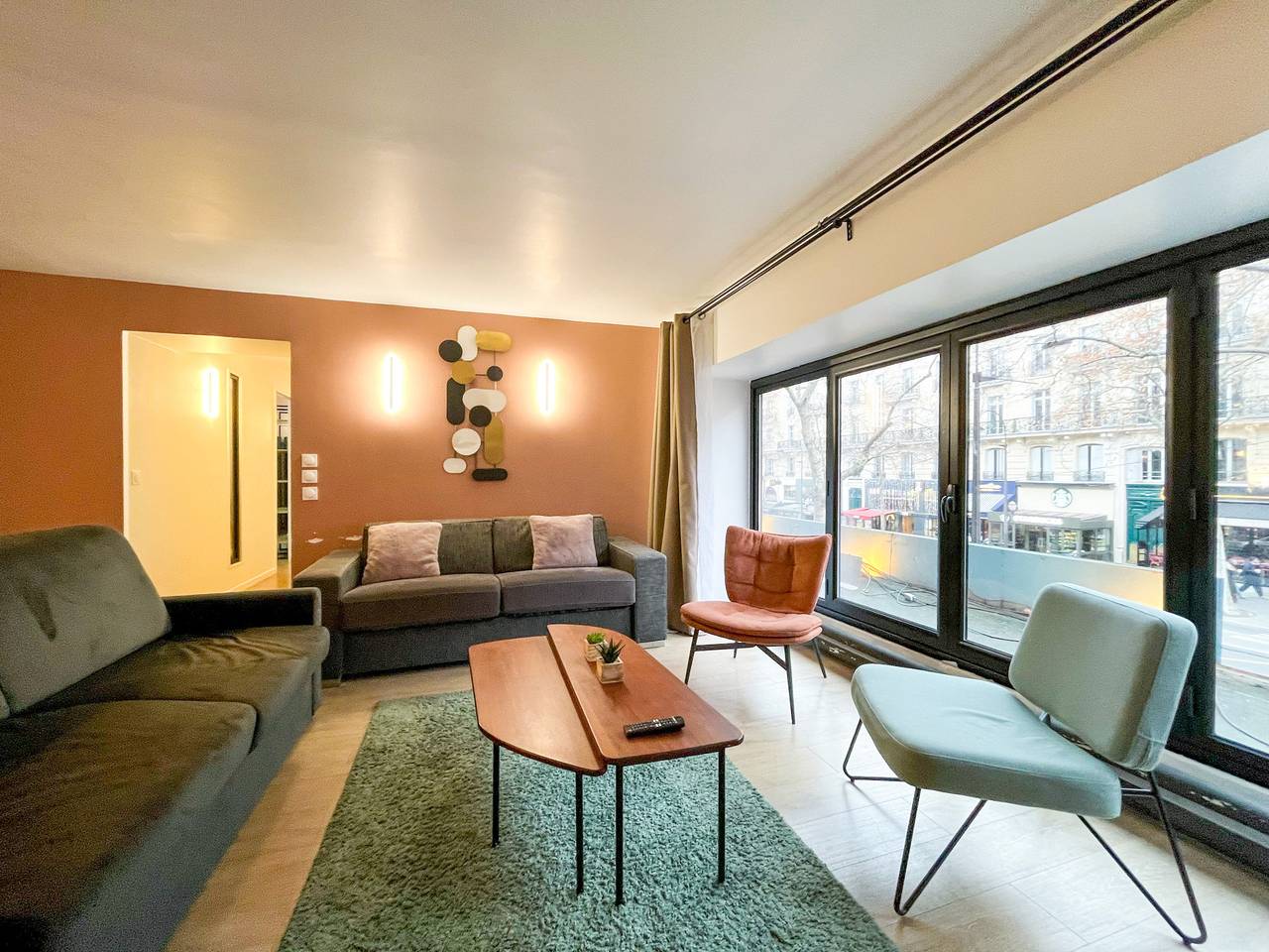 Appartement entier, Urban Flat 194 - Spacious 3 Bedroom Montmartre in Paris, Île de France