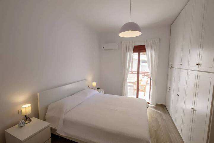 Ganze Wohnung, Stilvolles 2-Bett-Apartment in der Nähe der Altstadt von Rhodos in Rhodos Stadt, Rhodos