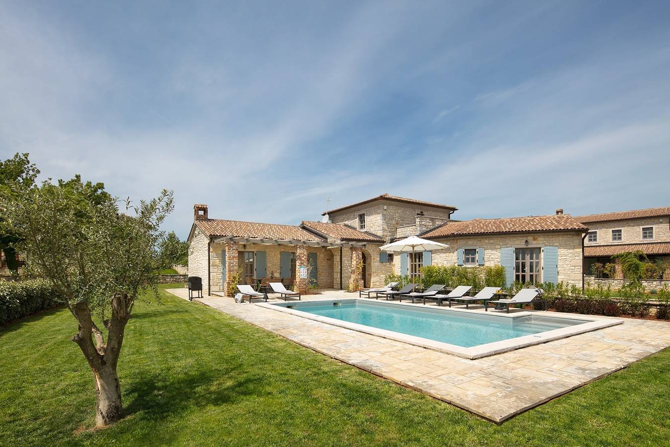 Rustikale Villa Cardamine mit Pool, haustierfreundlich, ruhige Gegend, Familien in Sveti Lovreč Pazenatički, Zentralistrien