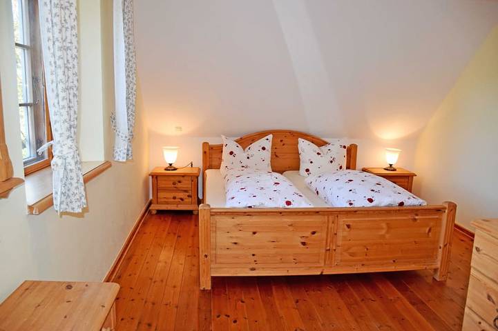 Bauernhof für 6 Personen, mit Terrasse und Garten in Alt Reddevitz