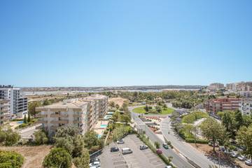Beach Rental for 4 Guests in Portimão, Algarve, Picture 2