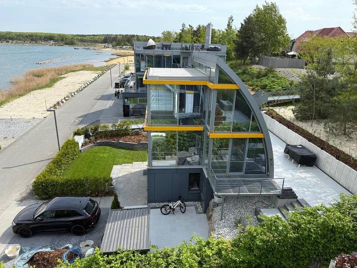 Ferienwohnung für 3 Personen, mit Seeblick und Ausblick sowie Garten in Elsterheide