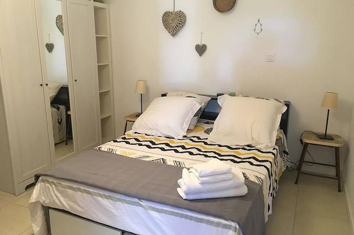 Location de vacances pour 4 personnes, avec jardin et piscine à Brue-Auriac - 2