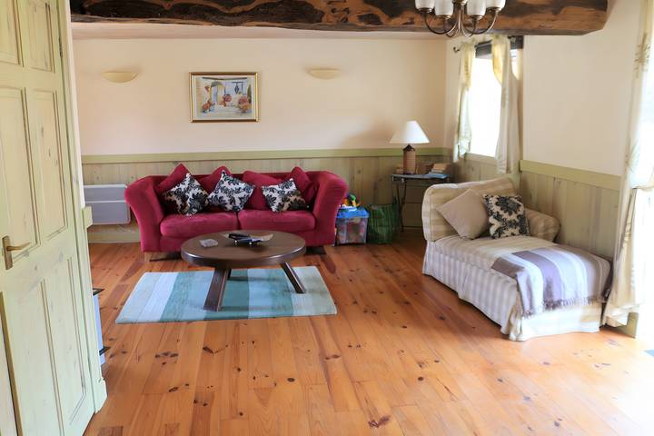 Bumpkin Cottage – La Mare Chappey, kinderfreundlich, beheizter Pool in Néhou, Côte de la Déroute