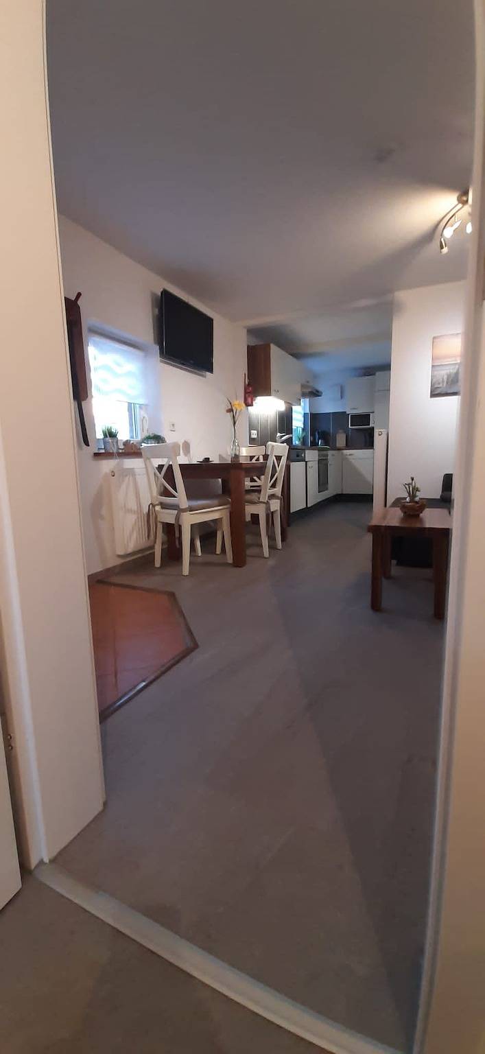 Ganze Wohnung, Ferienwohnung 'Nordsee - Wattwurm' mit Wlan & Garten in Thunum, Stedesdorf