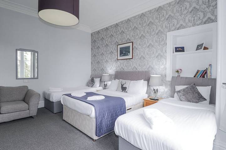 Glenspey, pet friendly, character holiday cottage in Kingussie in Kingussie, Cairngorms National Park