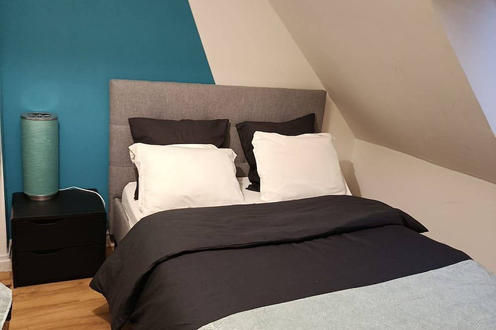 Apartamento entero, L'Ecrin Appart downtown, 5 minutes from the foundry and museum. in Villedieu-les-Poêles, Côte de la Déroute