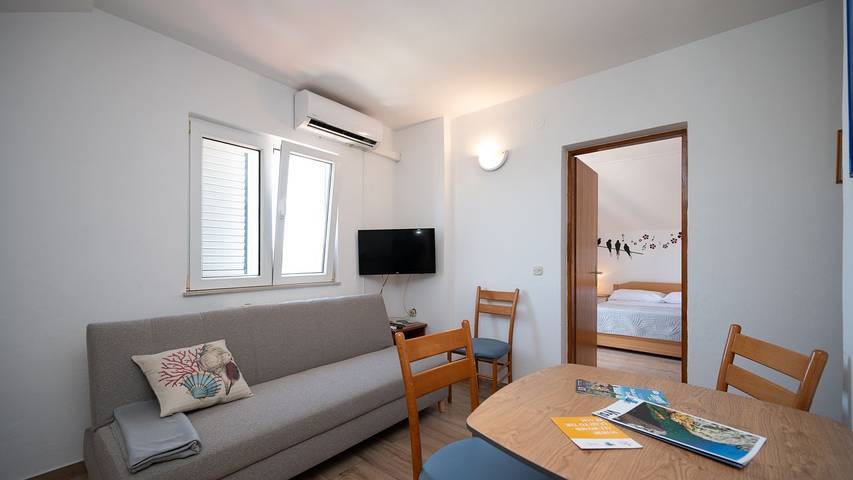 Ferienwohnung für 5 Personen in Vrsi - 2