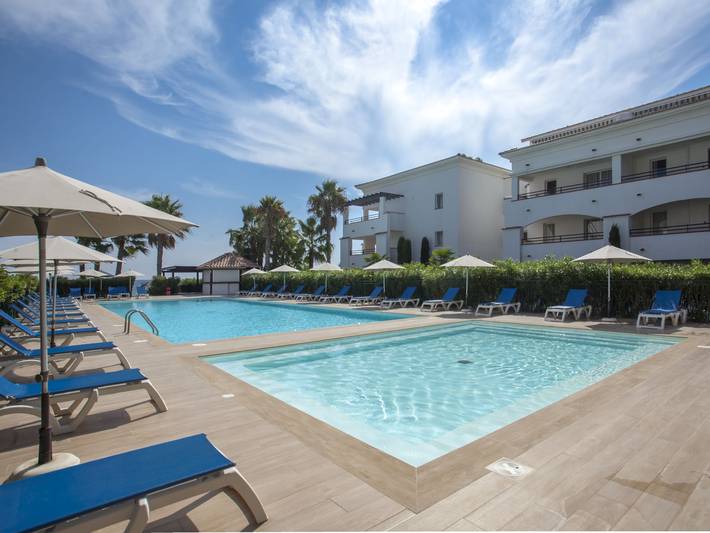 Holiday apartment for 6 people, with children pool and garden as well as terrace - 1