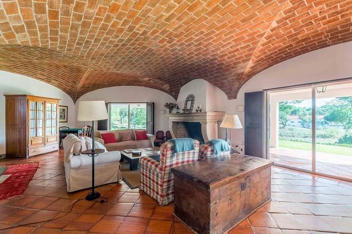 Location de vacances pour 17 personnes, avec balcon et jardin dans Santo Estevão
