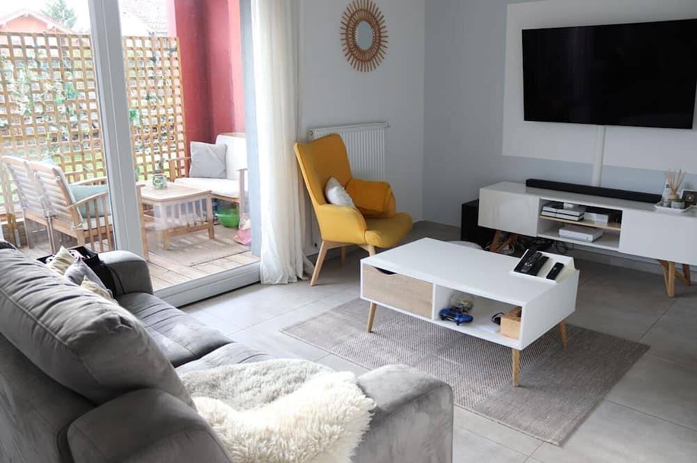 Apartamento entero, Superbe Appartement vue sur le Salève et Jardin in Annemasse, Región de Saint-Julien-en-Genevois