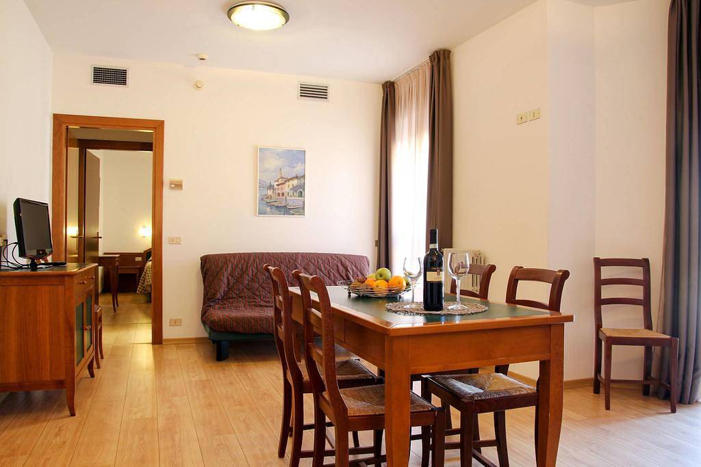 Apartamento entero, Residenz Doria Zweizimmer-Wohnung Bilo für 5 Personen in Garda, Montañas Garda