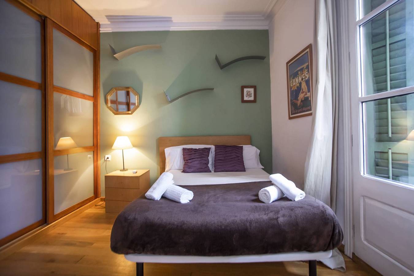 Apartamento entero, E2Val1032 - Eixample Esquerra with terrace in Centro Barcelona, Barcelona